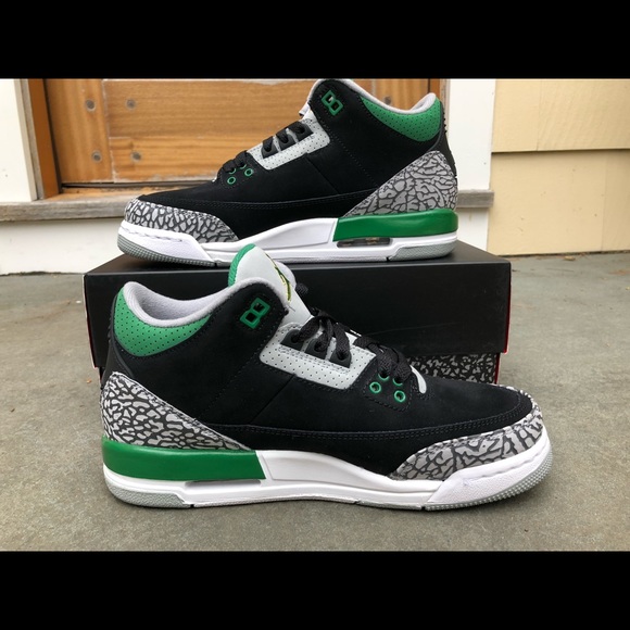 Jordan 3 Pine Green Dead-Stock GS - Picture 6 of 10